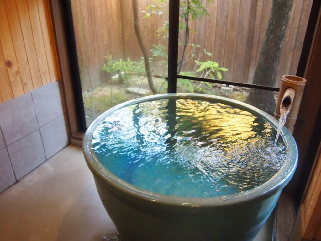 三色菫の水風呂